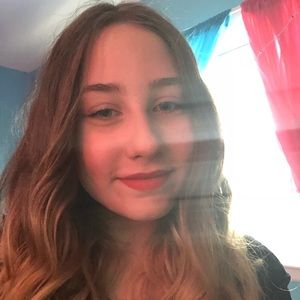 Meet your Posher, Karissa